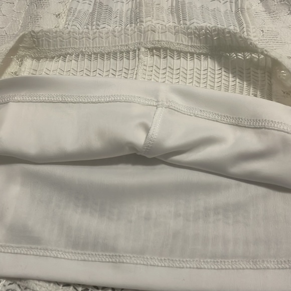 Topshop off-white lace fitted dress. Size: US 4 - Picture 6 of 7